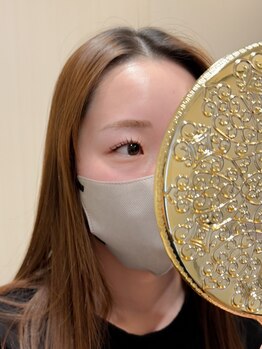 ナチュラル上品な目元にしたい