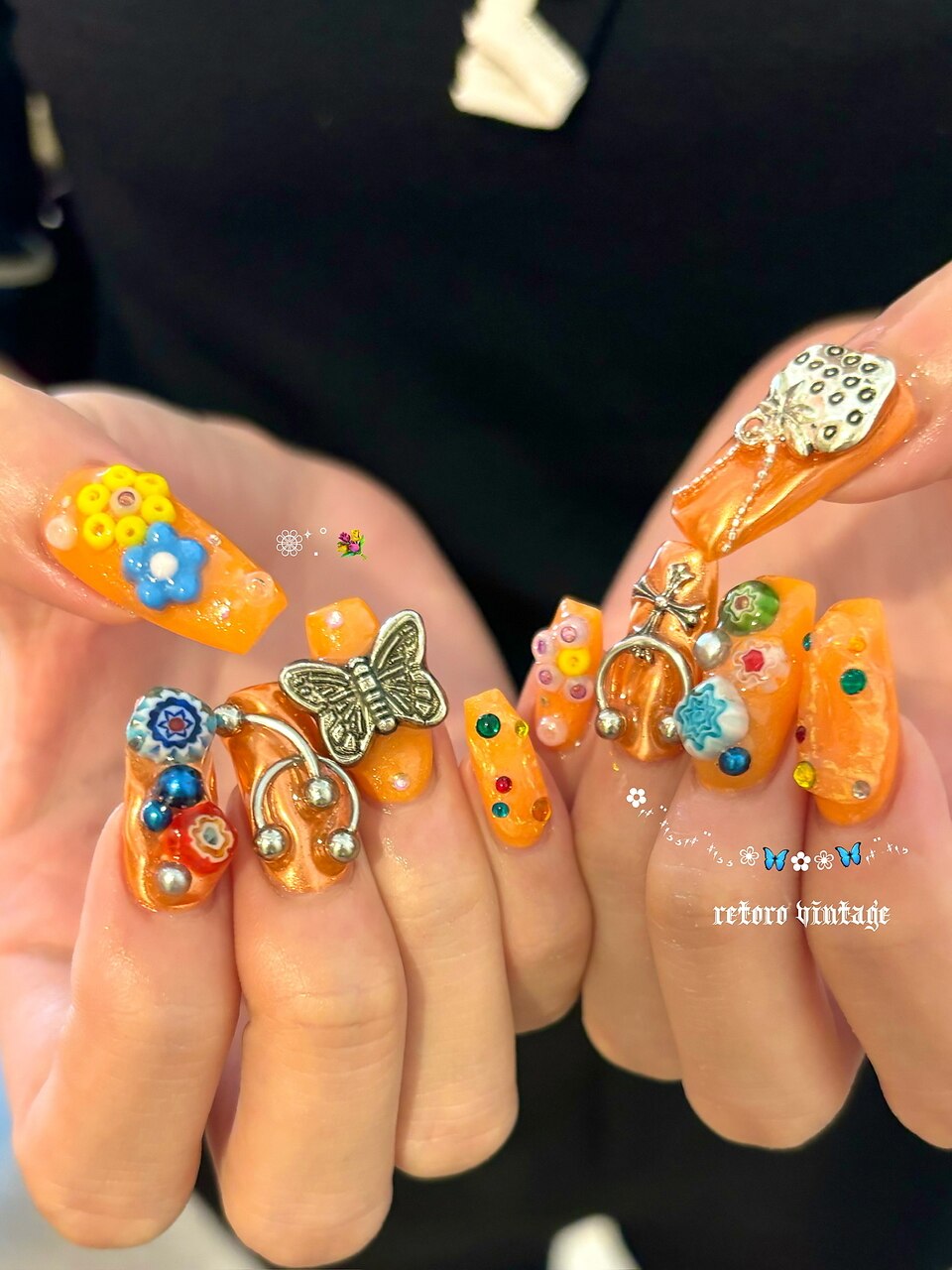 ネイルチップ 量産型地雷系グラデーション黄緑 緑 チャームゴテゴテ