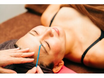 サロン ド ルシェル/【眉毛ケア】ラッシュアディクト