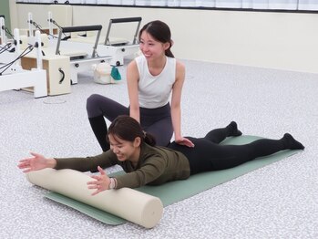 オリーブピラティス バイ ザ シルク 新宿店(Olive Pilates by the SILK)の写真/《手ぶらでOK/女性専用》新宿三丁目駅1分★ピラティスで肩こり解消×痩身！スキマ時間で理想のカラダに♪