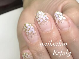 ホログラムグラデ初回8500円