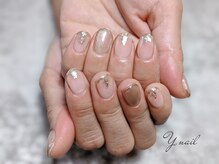 ワイネイル(Y.nail)/ナチュラルなキラキラデザイン