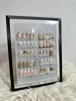 リトルムーン(Little moon)/11月〔hand〕monthly design1