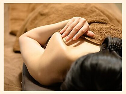 【肩こり/リンパマッサージ/小顔矯正】肩甲骨はがし肩こり整体 RUFFREE静岡院の写真