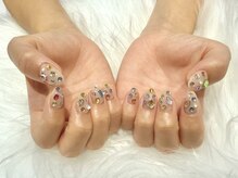 宝石ネイル/ジュエリーネイル
