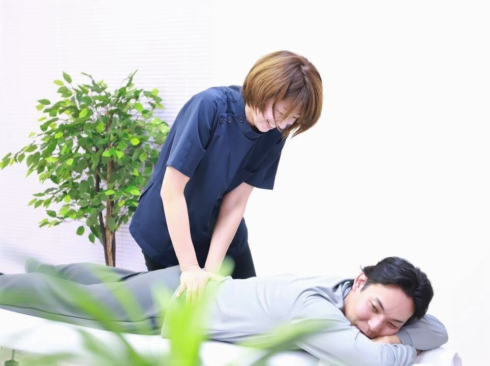 【ご新規様限定☆】肩こり腰痛の方に！全身整体・骨盤矯正コース 60分\3300