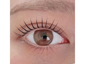 カリナ モナネイル 難波店(CARINA × monanail)/瞼のリフトアップにも♪