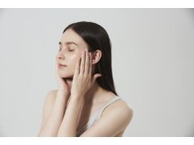 AXSIA Beauty Salonが自社開発！話題の【エクソソーム】や【スピキュール】を使用したスキンケア☆