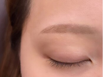 レーヴラグゼ(REVE LUXE)/ 美眉ワックススタイリング