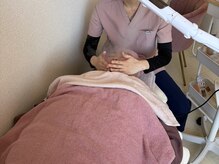 癒しサロン ななの音【肩こり/ヘッドスパ/自律神経調整/エステ/痩身】の雰囲気(脱石油100%の化粧水使用のフェイシャルエステ【オールハンド】)