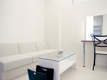 ティアラ 神戸元町店(tiara)/tiata神戸元町店