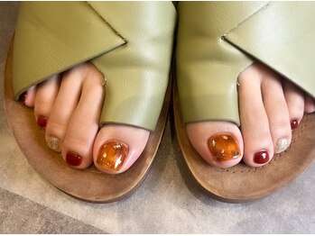 ビューティービースト フォー ネイルアンドアイラッシュ 熊本店(beauty:beast)/フットも秋デザインへ