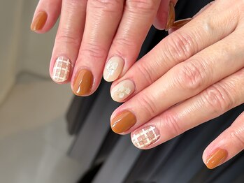 ワンアンドオンリー(One&Only)/チェックネイル