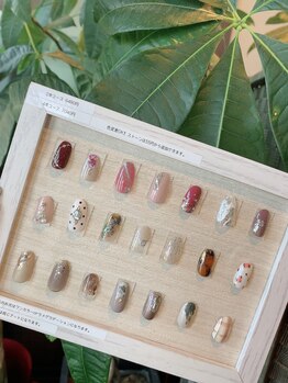 リノネイル(Lino Nail)/選べるトレンドアート2本or4本