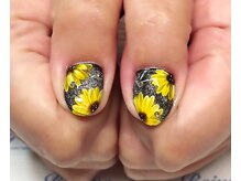 リジュベ(Rejuve)/リアルなヒマワリで夏っぽく！