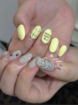 ウズ(UZU)/落書きネイル