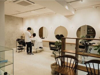 ノーツ 亀有(naut)/併設サロン