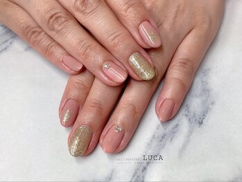 ネイルアトリエルカ(nail atelier LUCA)/M-262 シェラック上品ネイル