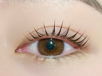 ベレッタカシル(veretta.cacil)の写真/LEDマツエクや束感デザイン、上下まつ毛パーマで目元の印象を華やかに☆ノーメイクでも可愛い目元をキープ