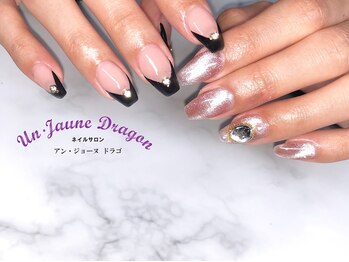 アン ジョーヌドラゴ/【自爪ネイル】アシメネイル