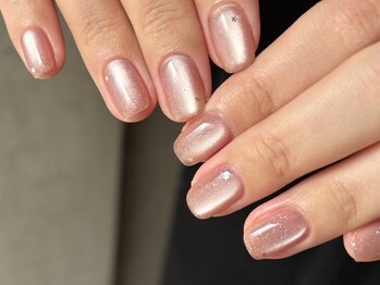 オーア(ore.)の写真/日常に溶け込むさりげない可愛さ。指先にときめきを添える、最旬ショートネイルアートをご提供いたします◎