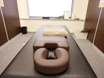 ナオル整体 藤が丘院(NAORU)/ベッド