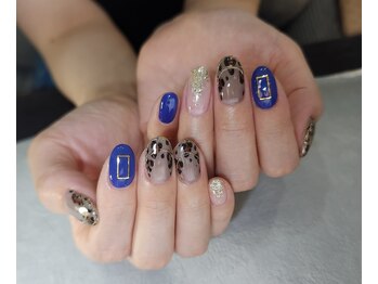 マニル アンド ネトラ(manil & netola)/レオパードネイル