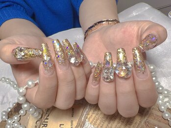 モアネイル 新宿/