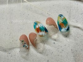 ニュアンスピーコック