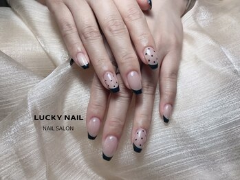 ラッキーネイル(LUCKY NAIL)/