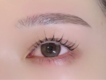 プティルカディーシービューティー(PutiLuca D.C. beauty)の写真/【ナチュラル透明感】素顔美人へ☆あなたの個性を引き出す上品まつげ