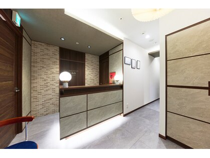 デフィー 難波店の写真