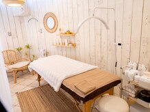 ルミエ(Lumie)の雰囲気（入り口入ってすぐ右手がサロンです）