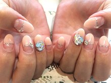 トータルサロン 白べぇーっ プラス/キラキラハーフフレンチネイル＊