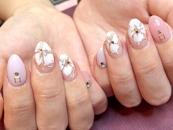 ネイルサロンオーパス(OPUS)/大判フラワー☆