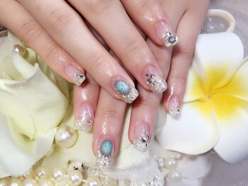 カットアンドスタイル クラウン(Cut & Style Clown)/ジェルやり放題【横浜】