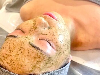 アベニール(AVENIR)の写真/【メスを使わない肌ケア☆】HAABREPROのハーブピーリングで本気の肌質改善をご提供いたします。