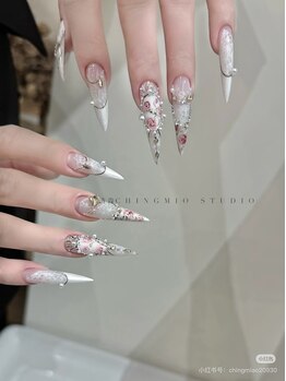 美人計ネイルサロン/長さ出しゴージャスデザイン