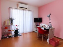 イェニネイル 下北沢(yeni nail)の雰囲気(店内の様子)