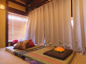 ビーパッカーイ(B.Phak kay)/