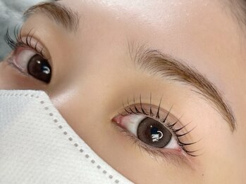 まつげパーマ・パリジェンヌ・アイブロウ EYE405千葉店【アイヨンマルゴ】の写真/【パリジェンヌラッシュリフトorまつげパーマ】似合うまつげをご提案♪すっぴんでも映える垢抜けfaceに◎