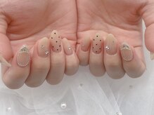 エミュール ネイル 河原町(Emure Nail)/ビジュー×ドット