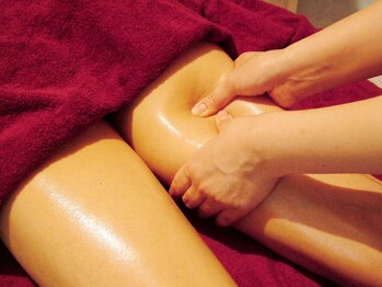 カルム(Calme)/気になるふともも