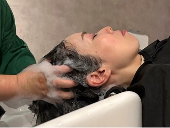 ヘッドスパ整作所の写真/まずはお試し★オールハンドやカッサ・スキャルプブラシで普段できない極上シャンプーを体験♪