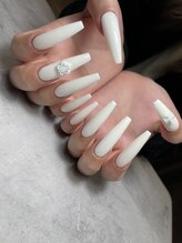 デア オクルス(Dea Oculus)/シンプルフレンチネイル