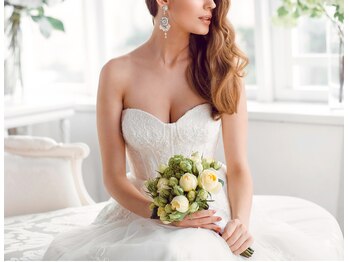 コモド(COMODO)/ブライダルのお客様にも大人気♪