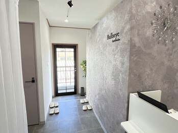 アイラッシュサロン ブルズアイ 金剛店(Bullseye)/店内受付♪