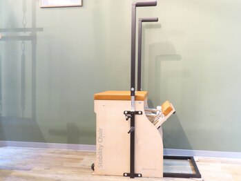 オット(OTTO)/Merrithew チェア