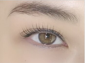 ポレポレ(Pole Pole)の写真/あなたの目元に合わせてオーダーメイド♪一人一人の目の形やまつ毛の状態を見極めて施術するからモチ抜群◎