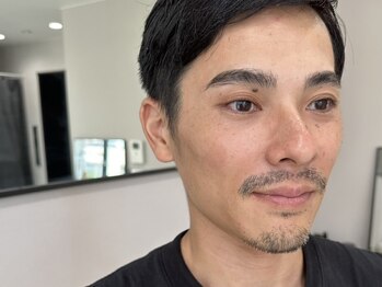 REBROW MEN'S リブロウ中目黒店 アイブロウ/メンズ眉毛サロン/眉毛パーマ/ハリウッドブロウリフト